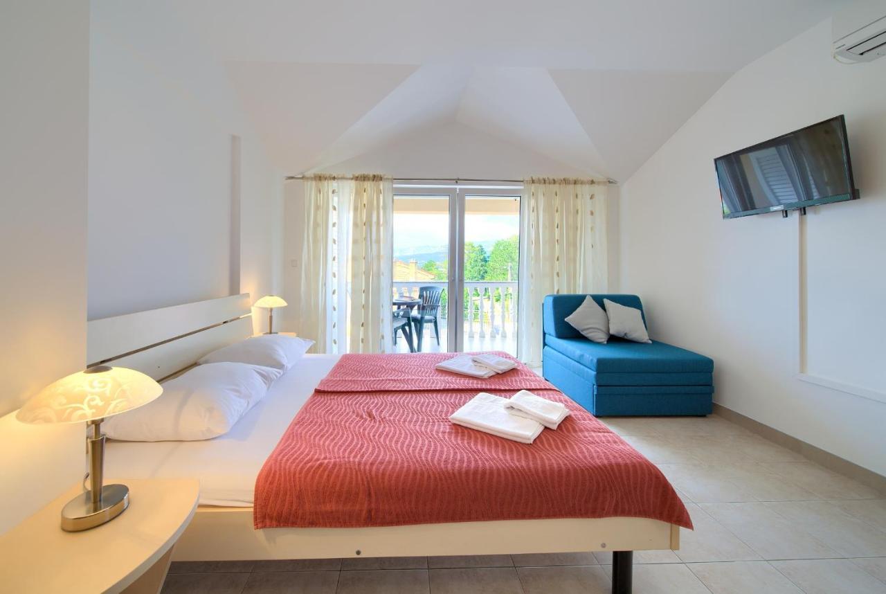 שילו Apartments Ivica Krk Island מראה חיצוני תמונה