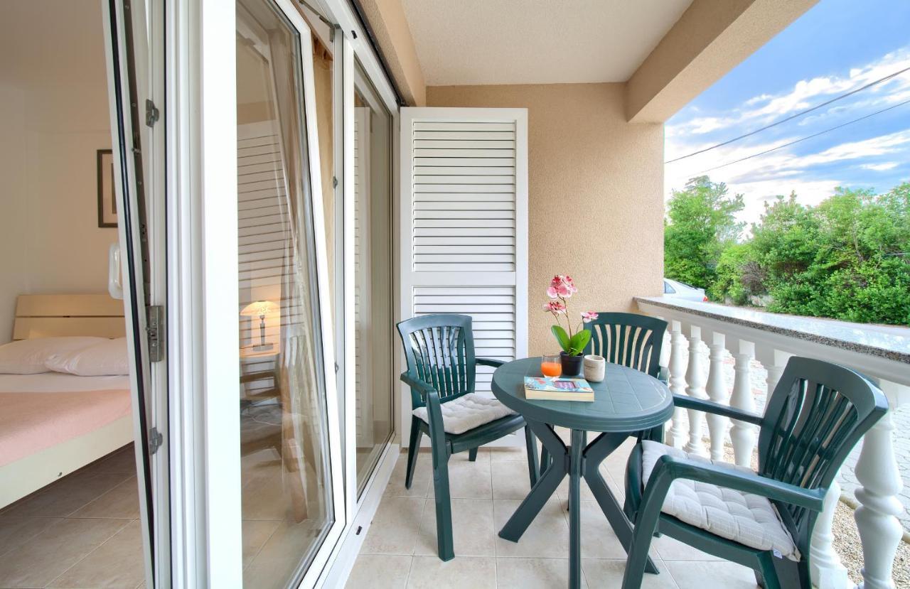 שילו Apartments Ivica Krk Island מראה חיצוני תמונה