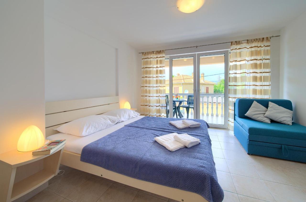 שילו Apartments Ivica Krk Island מראה חיצוני תמונה