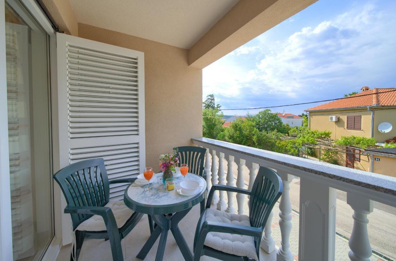 שילו Apartments Ivica Krk Island מראה חיצוני תמונה