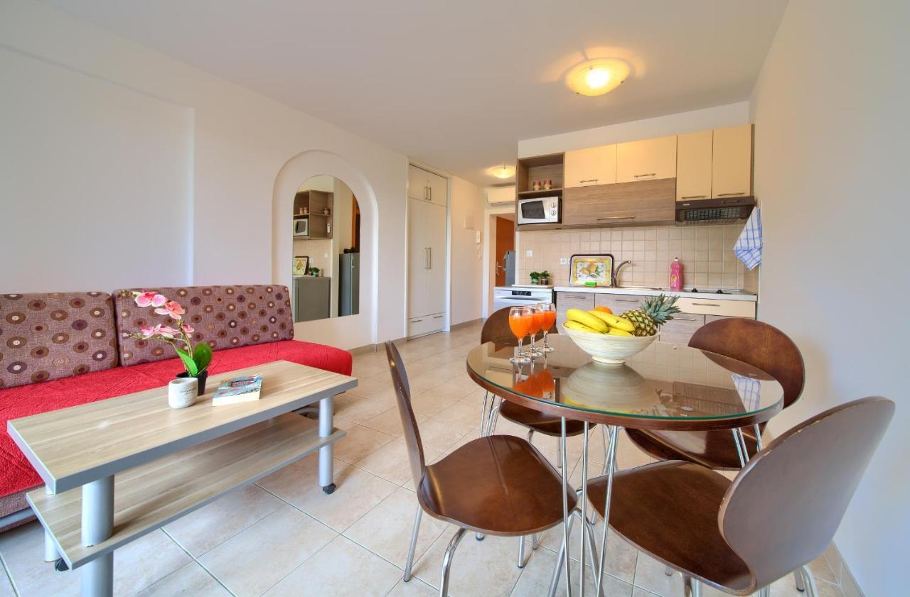 שילו Apartments Ivica Krk Island מראה חיצוני תמונה