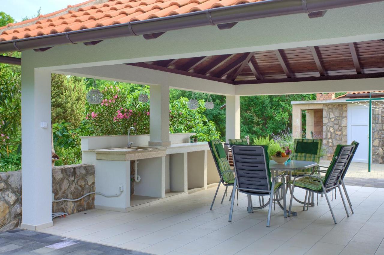 שילו Apartments Ivica Krk Island מראה חיצוני תמונה
