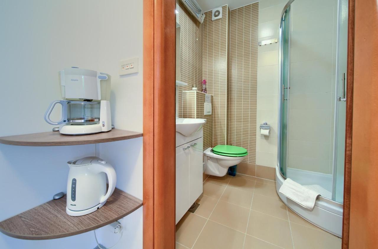 שילו Apartments Ivica Krk Island מראה חיצוני תמונה