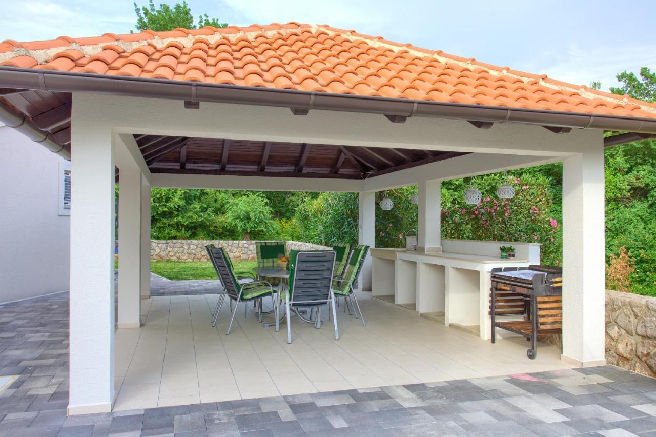 שילו Apartments Ivica Krk Island מראה חיצוני תמונה